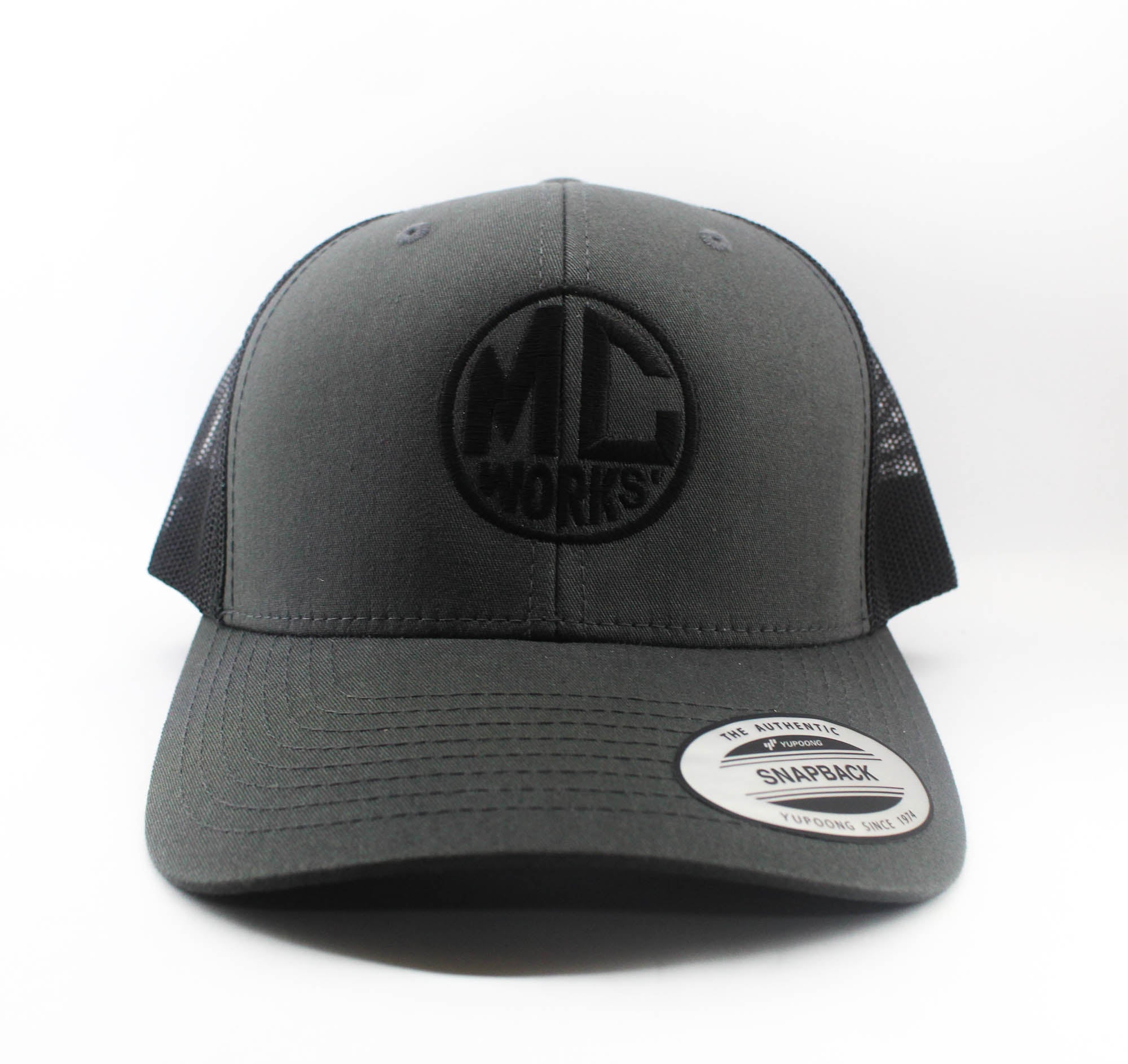 MC Works Cap Snapback Half Mesh Trucker 2026 Black (2424)