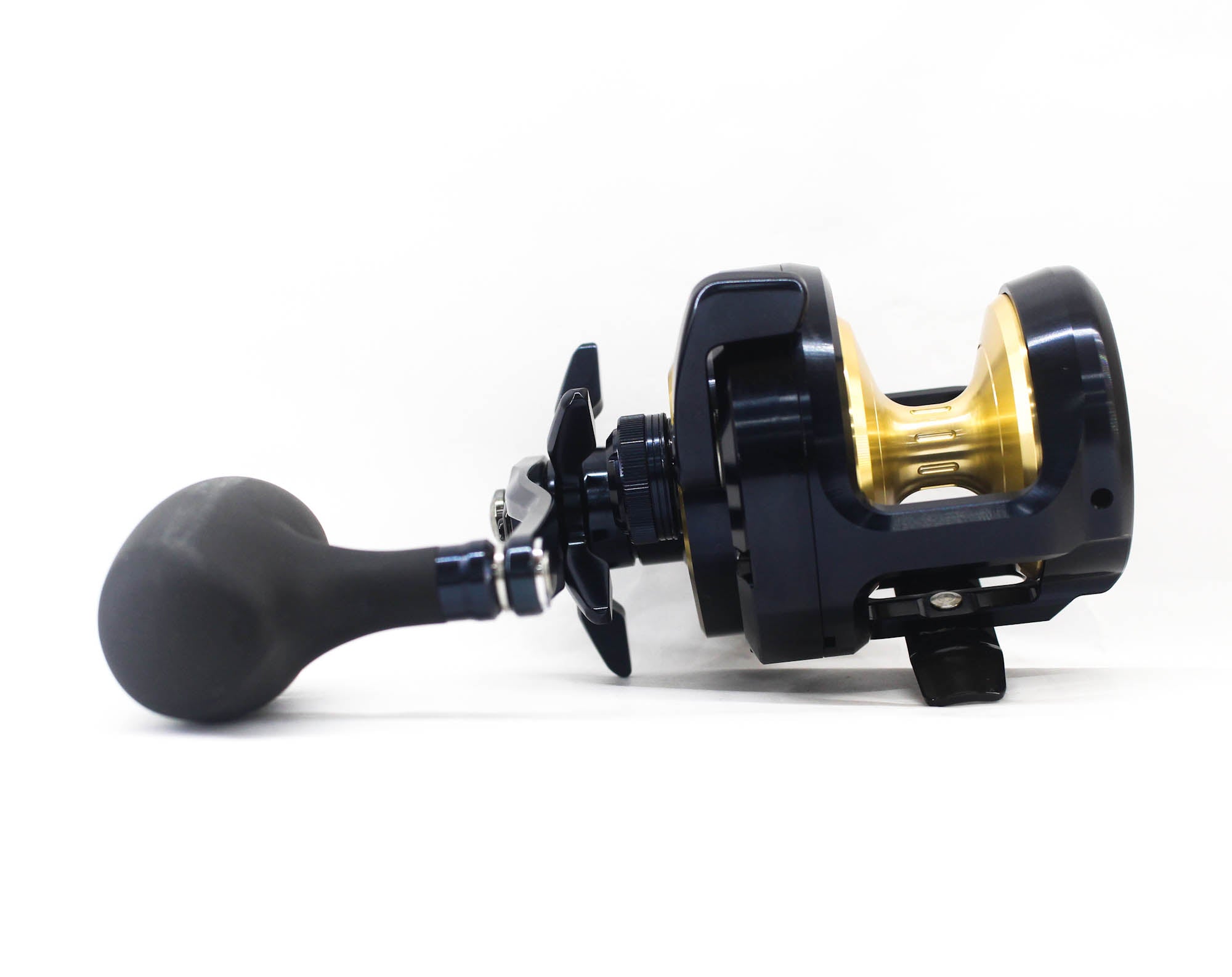 Daiwa Reel Baitcast 25 Saltiga 10L Left Hand (2495)