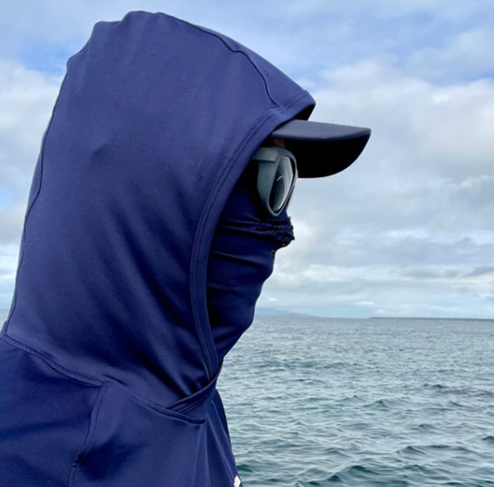 Good Bait Sunguard Hoodie Sky Navy Size M (1045)